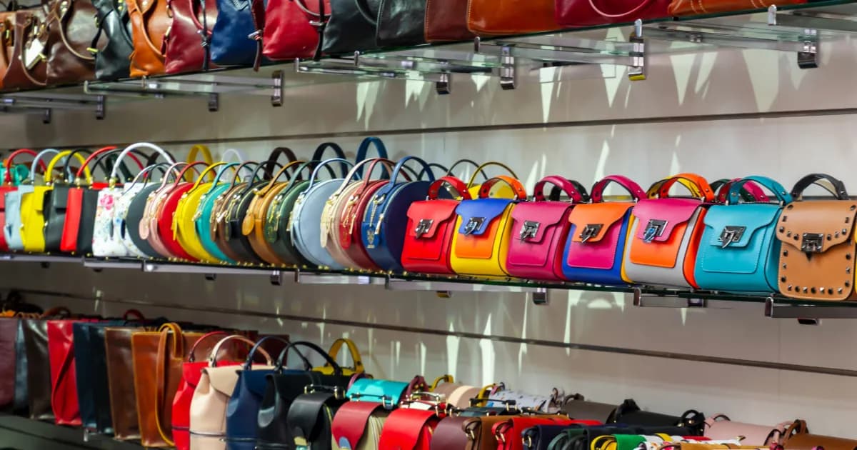 How to Style Bags with Every Outfit and Look Effortlessly Chic