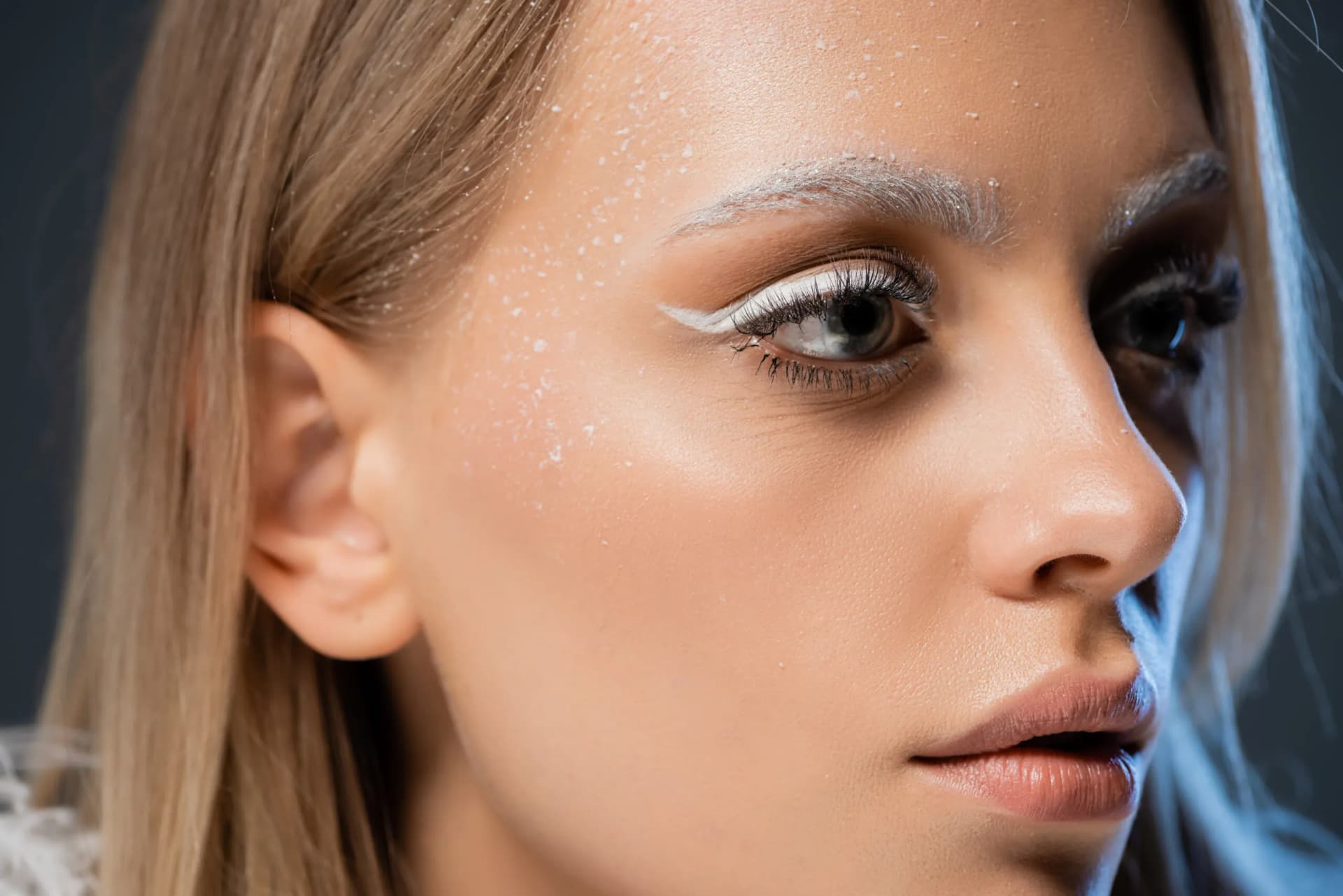 The Best Makeup Trends of 2022 Bold Colors and Natural Glow